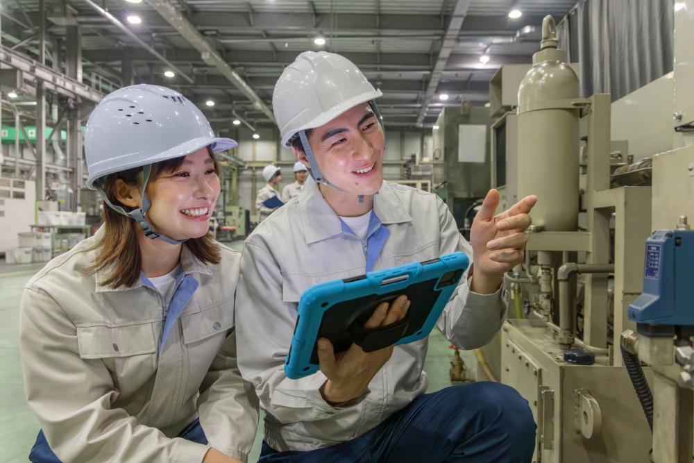 動画で技術伝承を効率化する方法と現場導入ステップのポイント